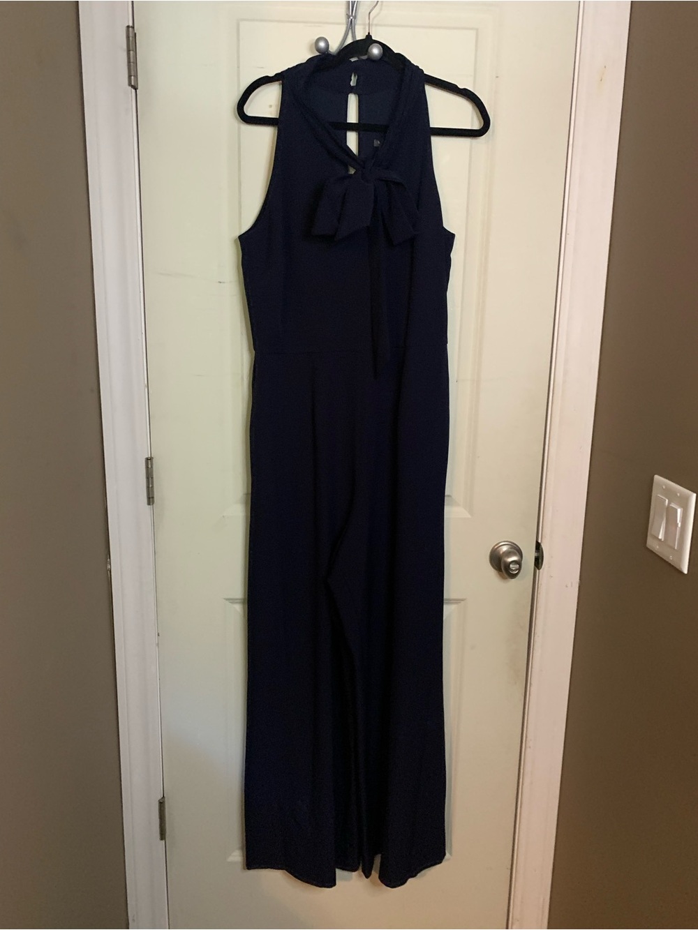 Julia Jordan Navy Blue Tie-Neck Sleeveless Jumpsuit Sz 14